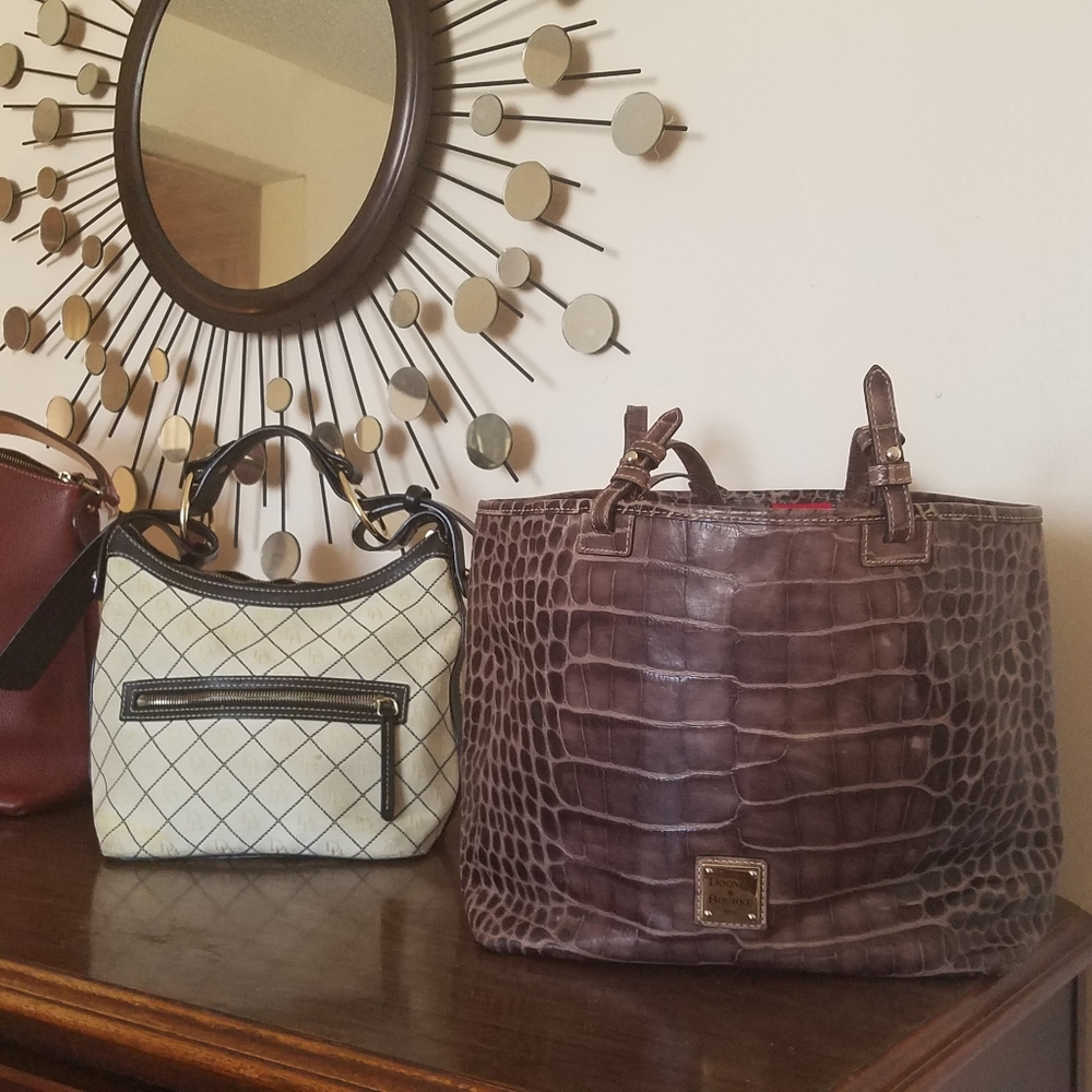 Dooney & Bourke handbag